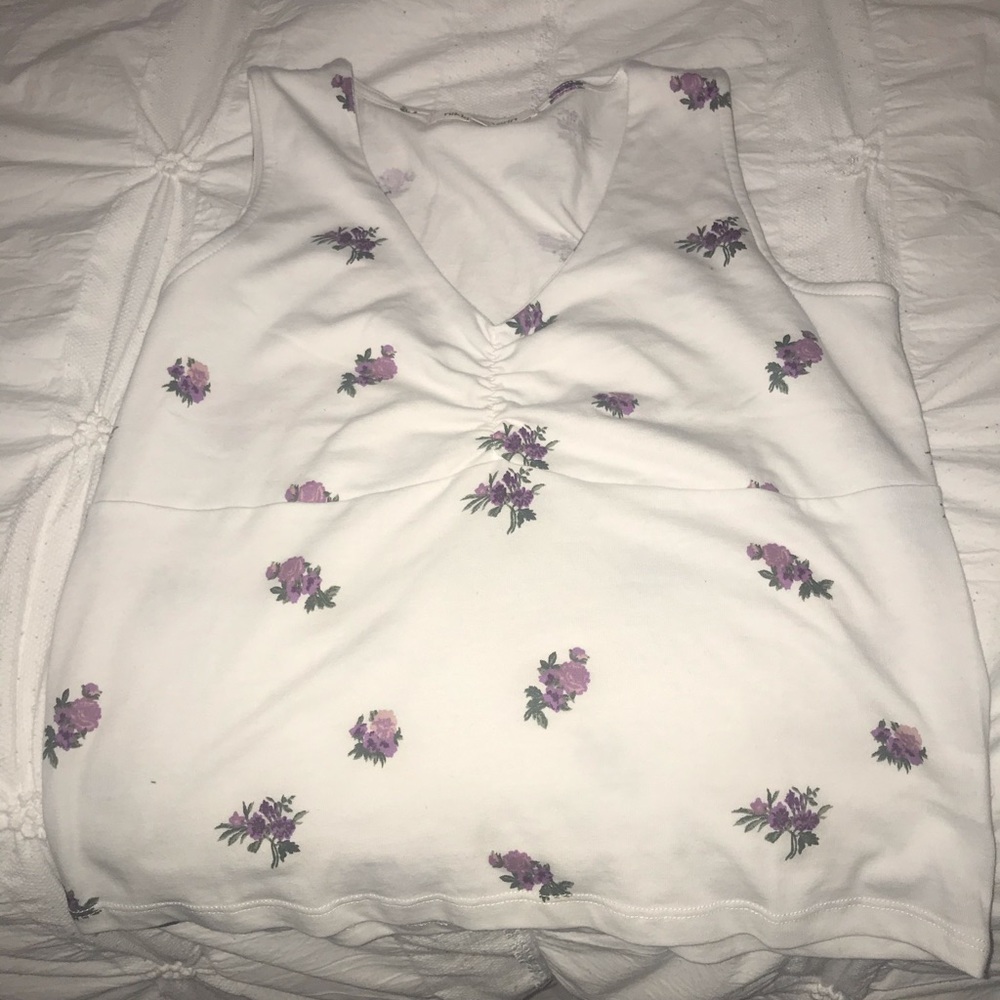Cute purple flower top